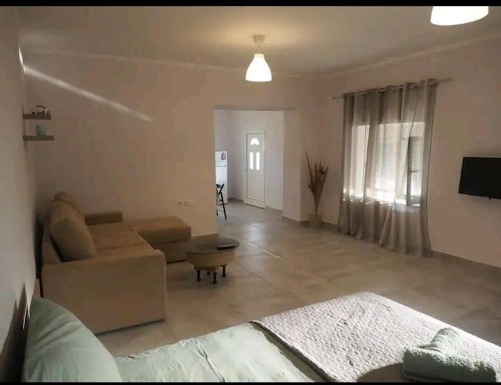 Apartments Dimitra Valanidorachi Екстериор снимка